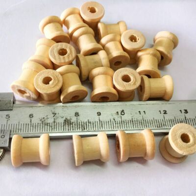 100Pcs DIY Thread Spools Tool 14x12mm Vintage Empty Wooden Coils Sewing Bobbins