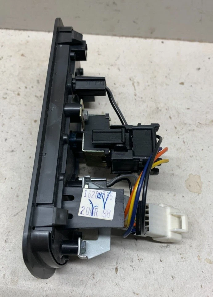 Climatizador trasero Tahoe Suburban 1995-1999 usado Chevy GMC C/K 1500 2500 3500 Foto 4 de 4