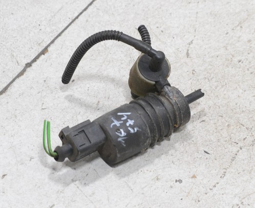 VW Golf 4 1J Bj 99 Wisch Wasch Wasser Pumpe #107574-F404