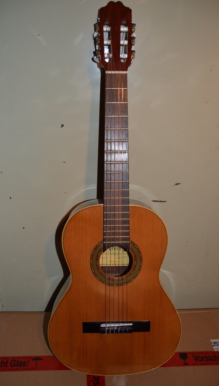 Valdez Model 1 1989 - Spanische Konzertgitarre Kinder Gitarre Valdez Model 1 1989 - Spanische Konzertgitarre Kinder Gitarre
