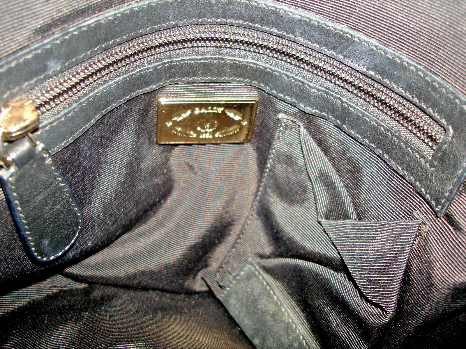 Picture 12 of 15