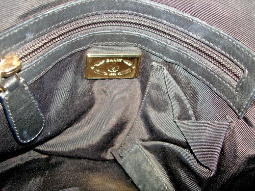 Bally Gorgeous Black Very Soft Quilted Leather Domed Satchel Handbag Near MINT! - Picture 12 of 15