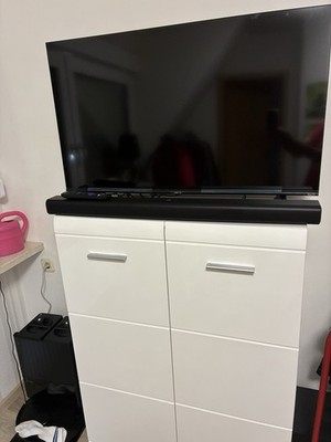 Verkaufe einen TV Gerät 108cm Bildschirm von Metz ( WLAN tauglich ).