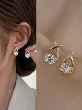 1 Pair Luxury Elegant Twisted Teardrop Cubic Zirconia Stud Earrings, Decorative