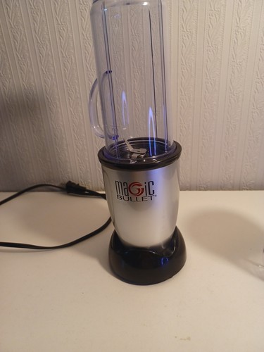 Magic Bullet Blender MB1001B With Blender Cups (TESTED) - Picture 8 of 9