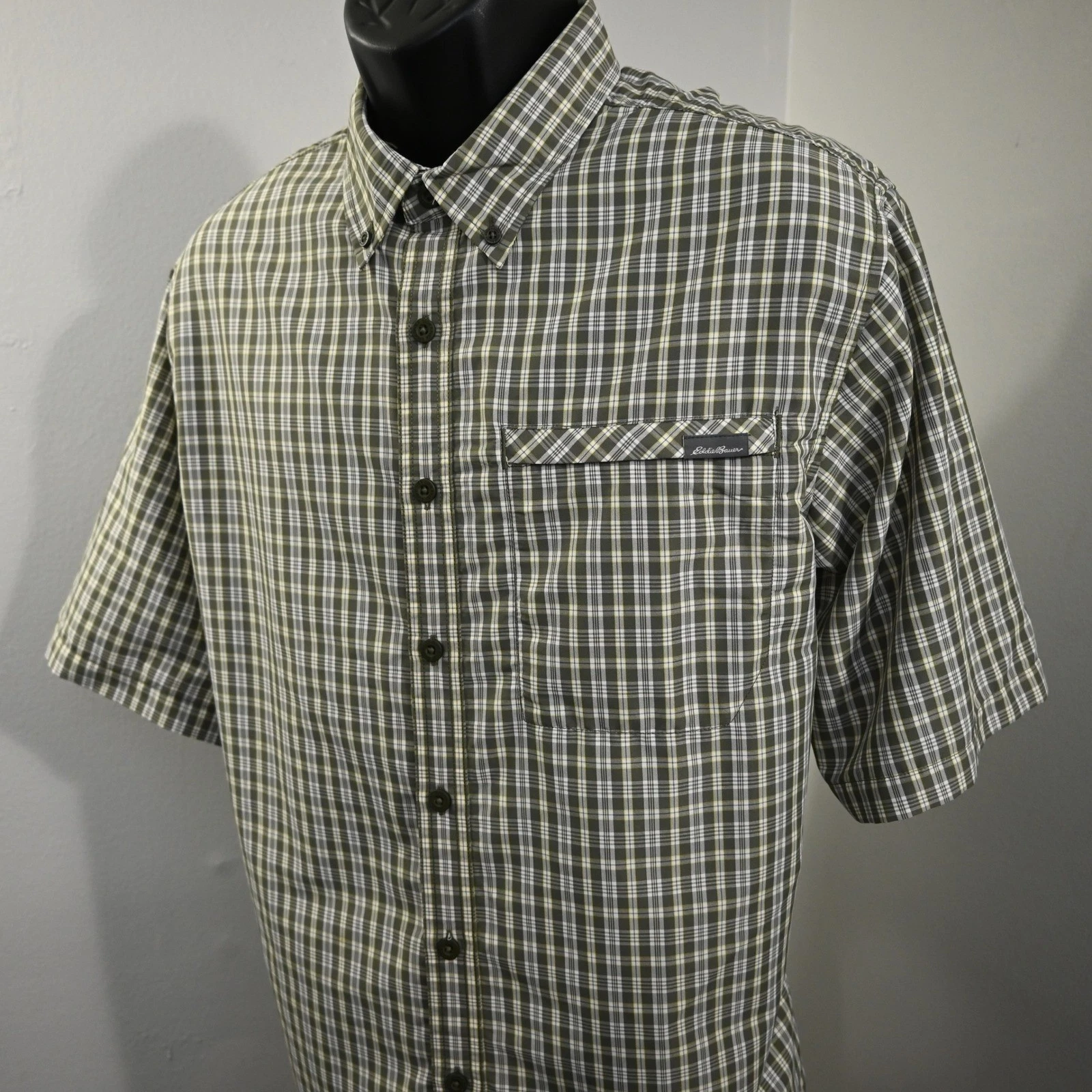 Eddie Bauer Travex Hiking Button Up Mens TL Large Tall Plaid Short Sleeve