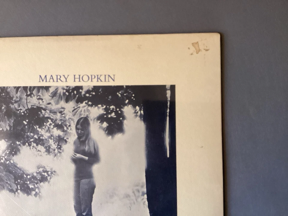 Mary Hopkin EARTH SONG OCEAN SONG LP~1971 Apple SMAS 3381 -STERLING - New/Sealed - Image 3 of 4