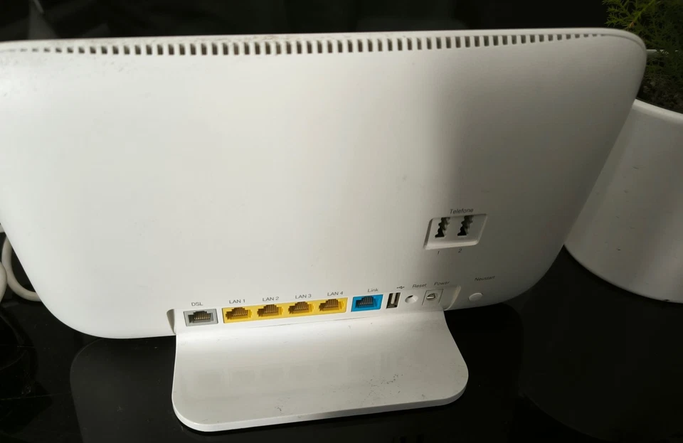 Telekom Speedport Smart 2 WLAN Internet Router Repeater VDSL DECT VPN Magenta - Bild 4 von 4