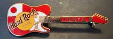 HARD ROCK CAFE TOKYO GUITAR PIN