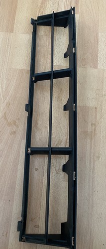 Original BMW 5er E39 Gitter Grill Stoßstange Vorne Mitte 5111 8235671