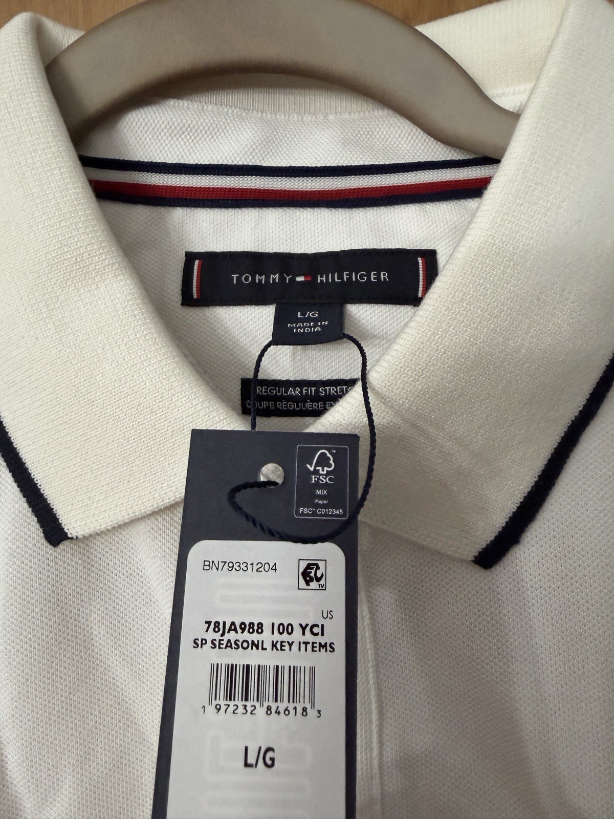 Tommy Hilfiger Men's Regular Fit Banner Stripe Polo Size L White NWT thumbnail 4