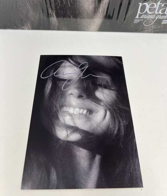 ARIANA GRANDE - Petal Translucent Pearly White Vinyl w/ FULL NAME SIGNED INSERT