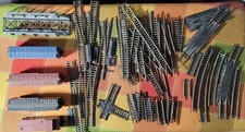 Lot Of Vintage HO Train Tracks Freight Cars For Parts/Repair