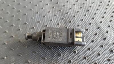 191945515 Bremslichtschalter Schalter MRO191945515 Volkswagen Gol DE249959-55