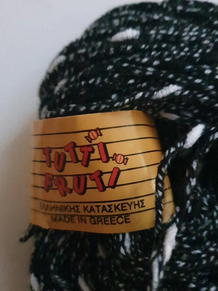 Strickgarn Tutti Frutti * Griechenland * 100 G / 150 M NS 4/5  Schwarz Meliert  - Bild 3 von 4