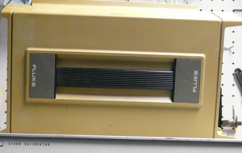 Fluke 8920A True RMS Voltmeter- Excellent condition- Option 04 Log. Output - Picture 14 of 14