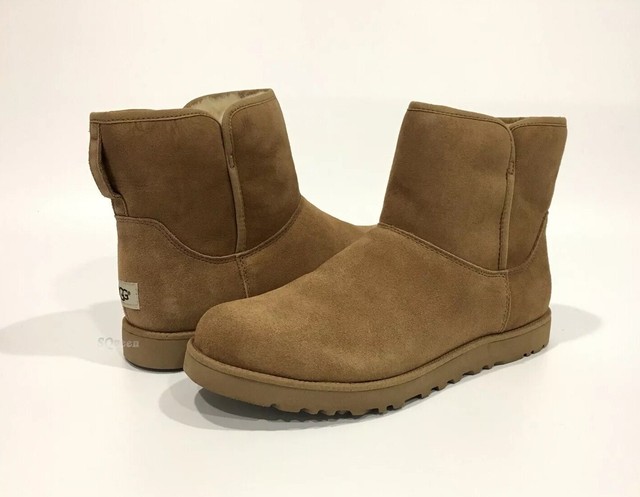 ugg cory boots black