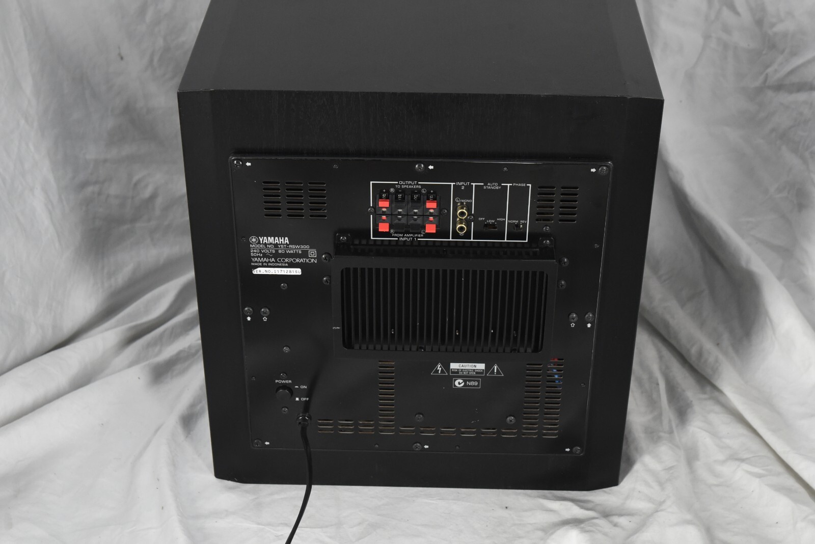 Yamaha YSTRSW300 270W 10" Active / Powered Subwoofer eBay