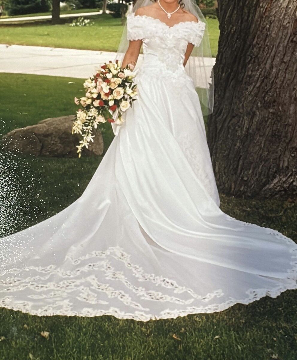 Vintage Mori Lee Wedding Dress Sz 8 S Cathedral Train Bow Vintage Mori Lee Wedding Dress Sz 8 S Cathedral Train Bow