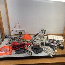 Vintage Gabriel Erector Set 725 with Instructions 1981 CBS