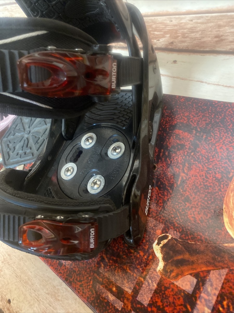 Burton Freestyle Jr Snowboard 43” Pirates of the Carribean Strap