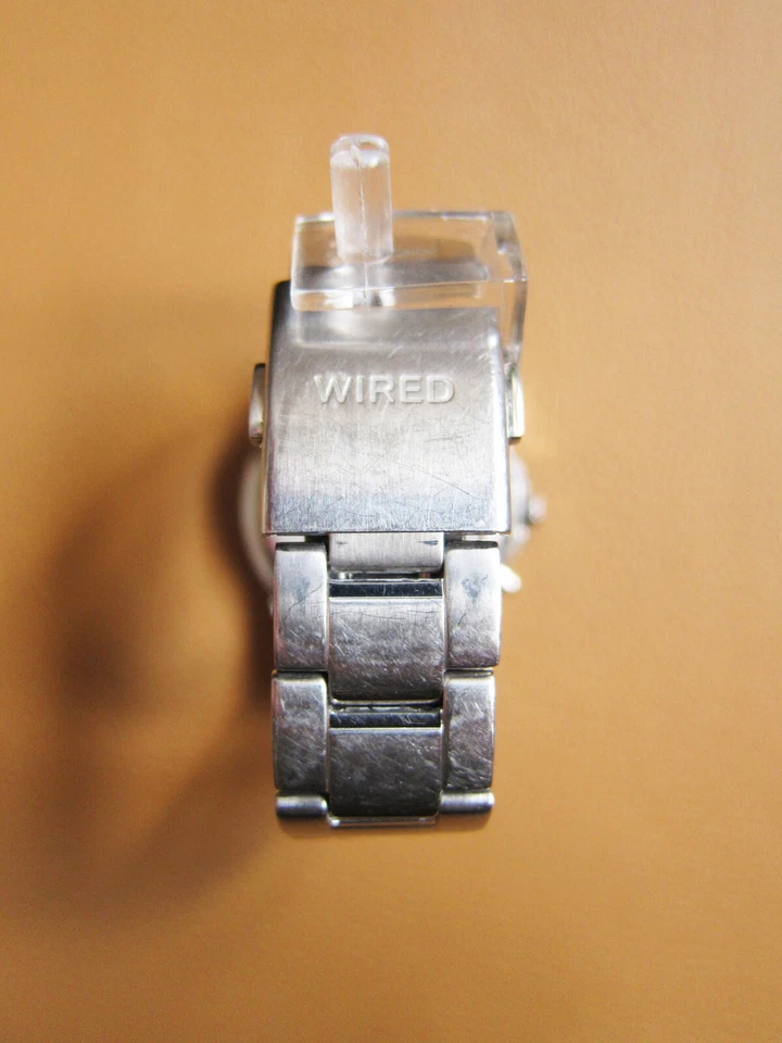 WIRED (Seiko) 7B52-0AV0 Solar Radio Wave Control Stainless Steel Men's Watch - Image 4 of 4