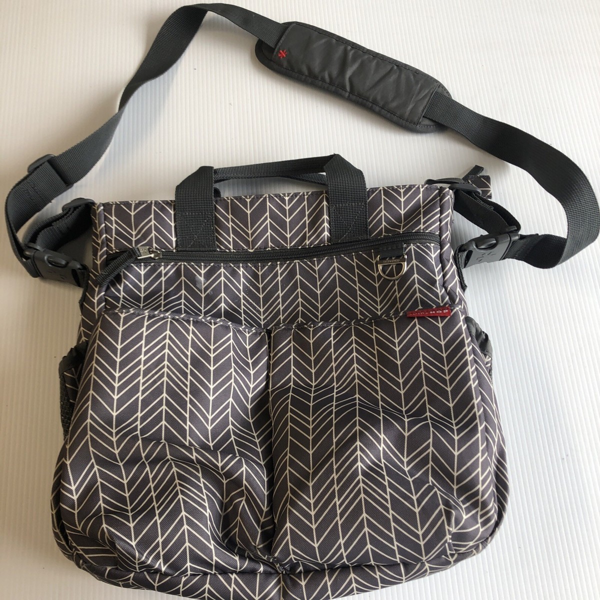 skip hop shoulder diaper bag grey messenger Australia