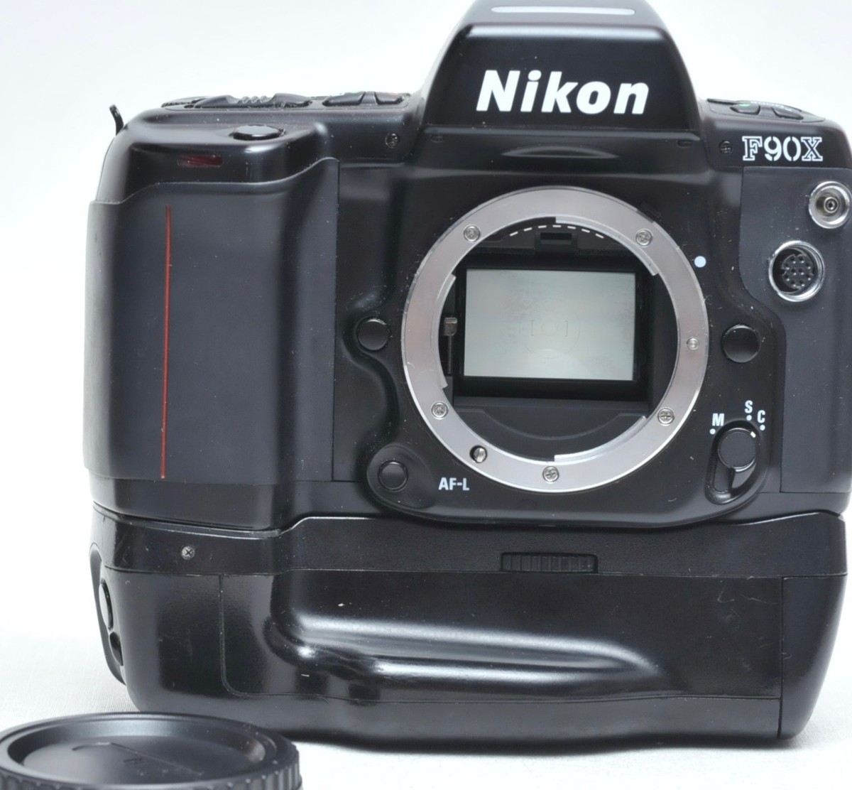 NIKON F90X 35MM Film CAMERA BODY W/MB10 Battery Grip | eBay