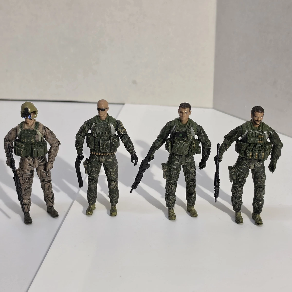 Elite Force Military & Adventure Action Figure 1:18 Action Figures