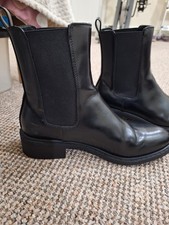 black primark boots with small heel size 8