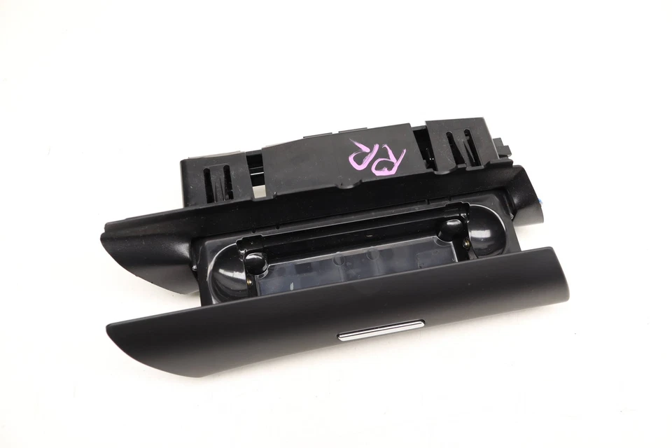 Porsche Cayenne 2011-2018 - puerta trasera derecha contenedor de almacenamiento 95855531800 Foto 2 de 4