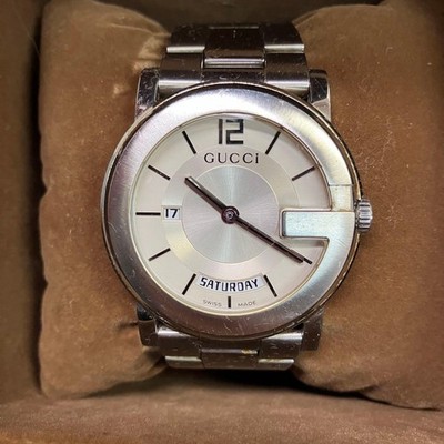 GUCCI 101M Mens Silver Stainless Steel Wristwatch