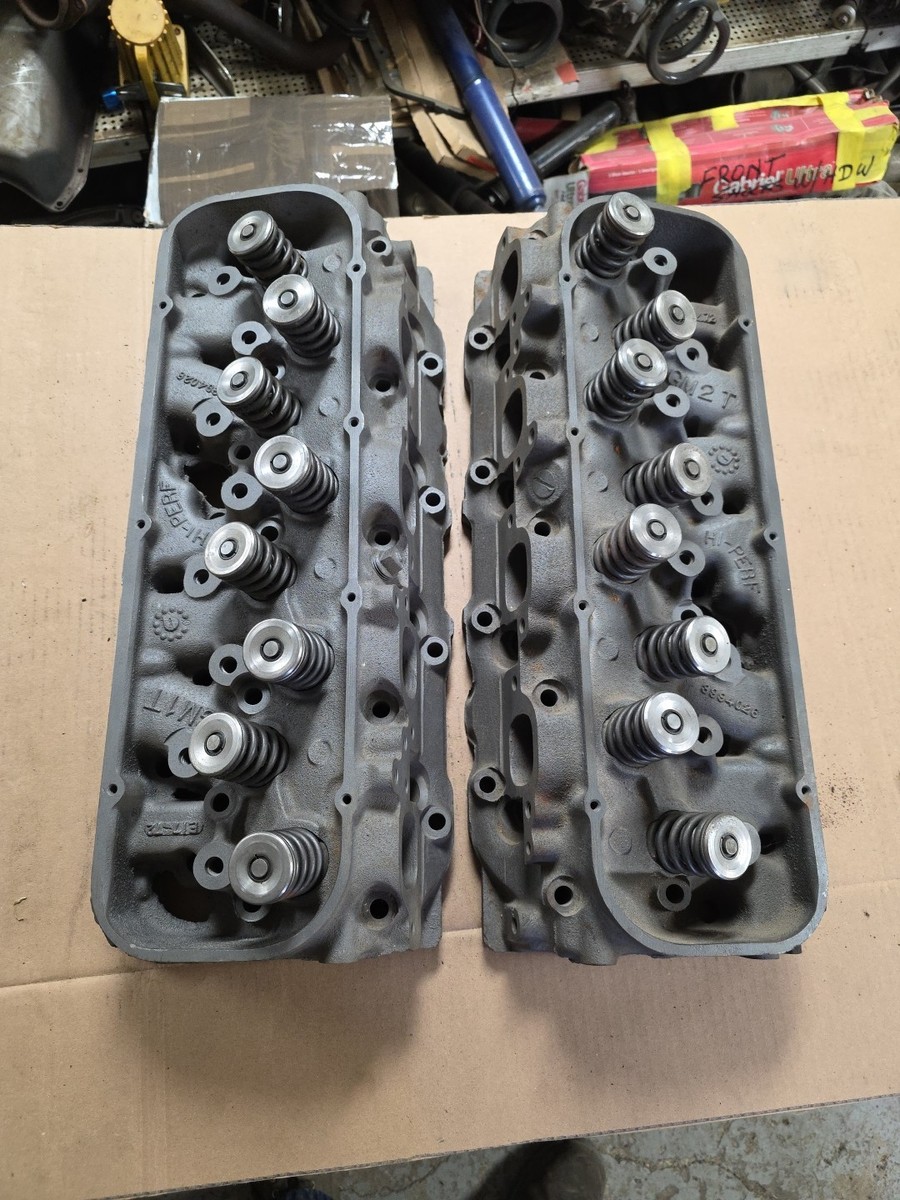 3994026 1971 1972 Chevelle SS454 425HP Rectangular Port Heads LS6