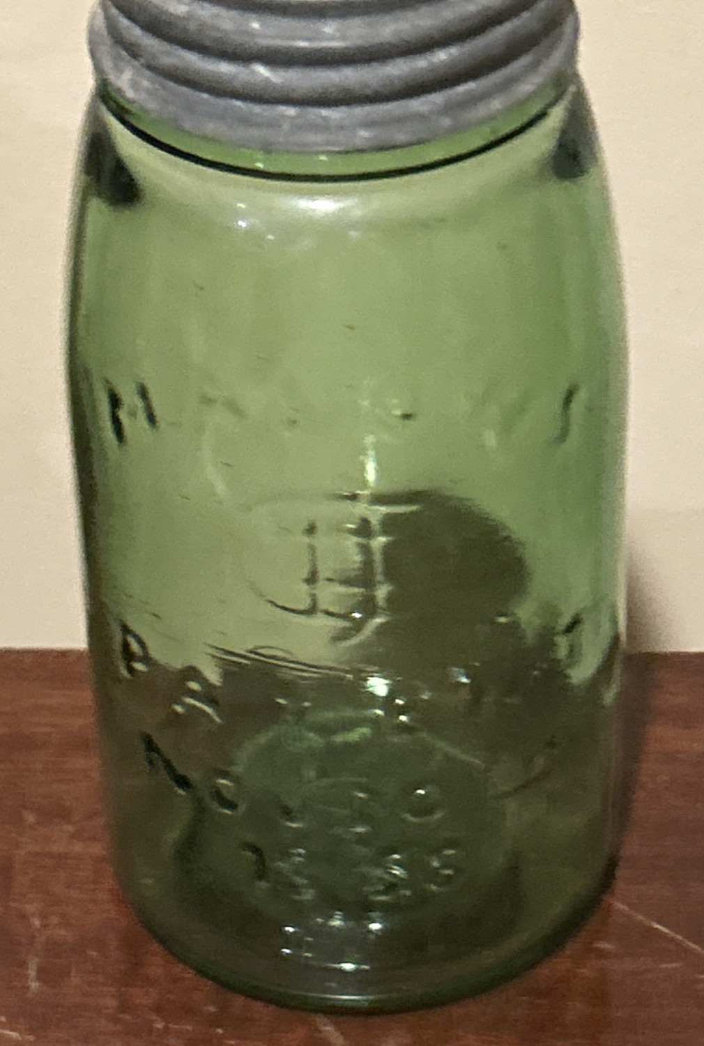 Vintage  Green Quart Mason's Patent Nov 30 1858 Canning Jar Zinc Lid H362