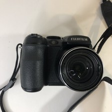 FUJIFILM FINEPIX S1500 Cameras - As-IS Damaged - Parts/Repair Parts Only Digit