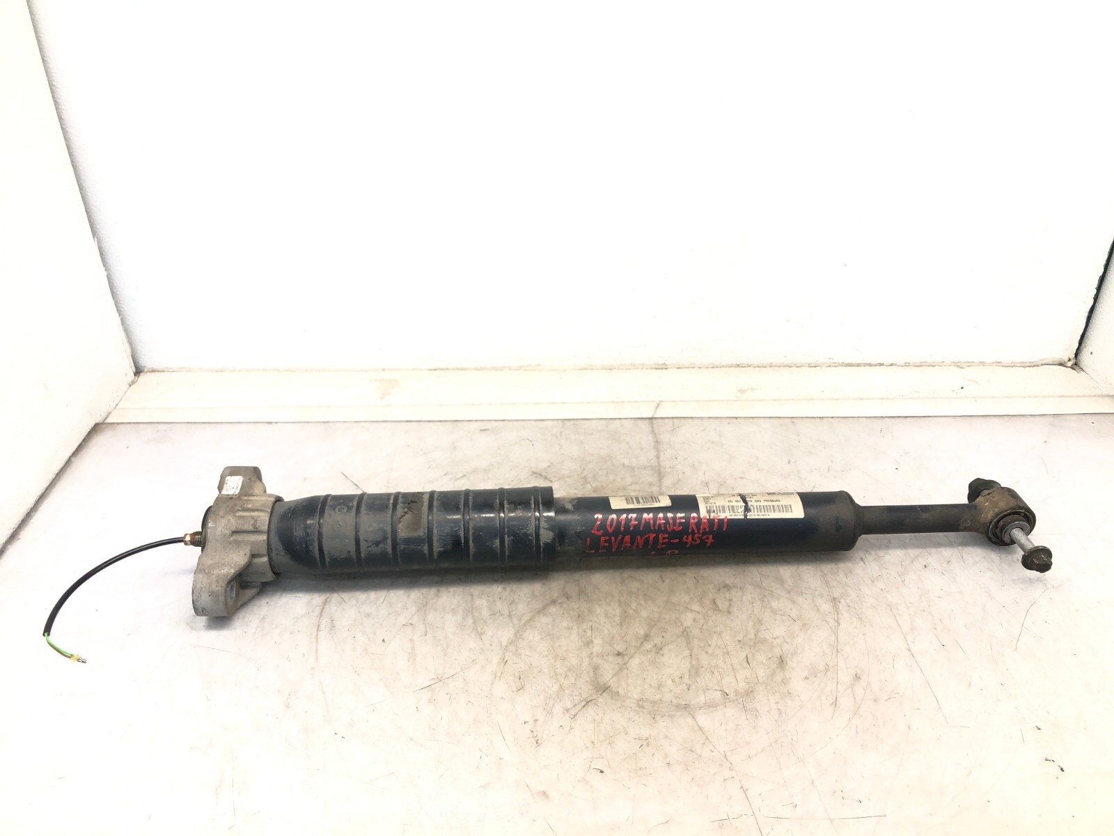 2017-2020 MASERATI LEVANTE 3.0L LEFT DRIVER REAR SHOCK STRUT ABSORBER OEM