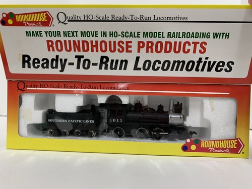 Roundhouse HO Scale Southern Pacific Mogul + 4 Car Overton Daylight Set (N) - Picture 2 of 7