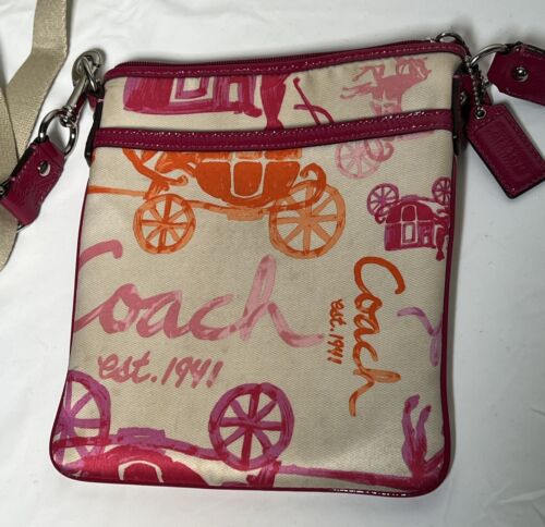 Coach Horse Carriage Logo Crossbody Messenger Swing Pack Pink beige Bag EUC - Picture 6 of 14