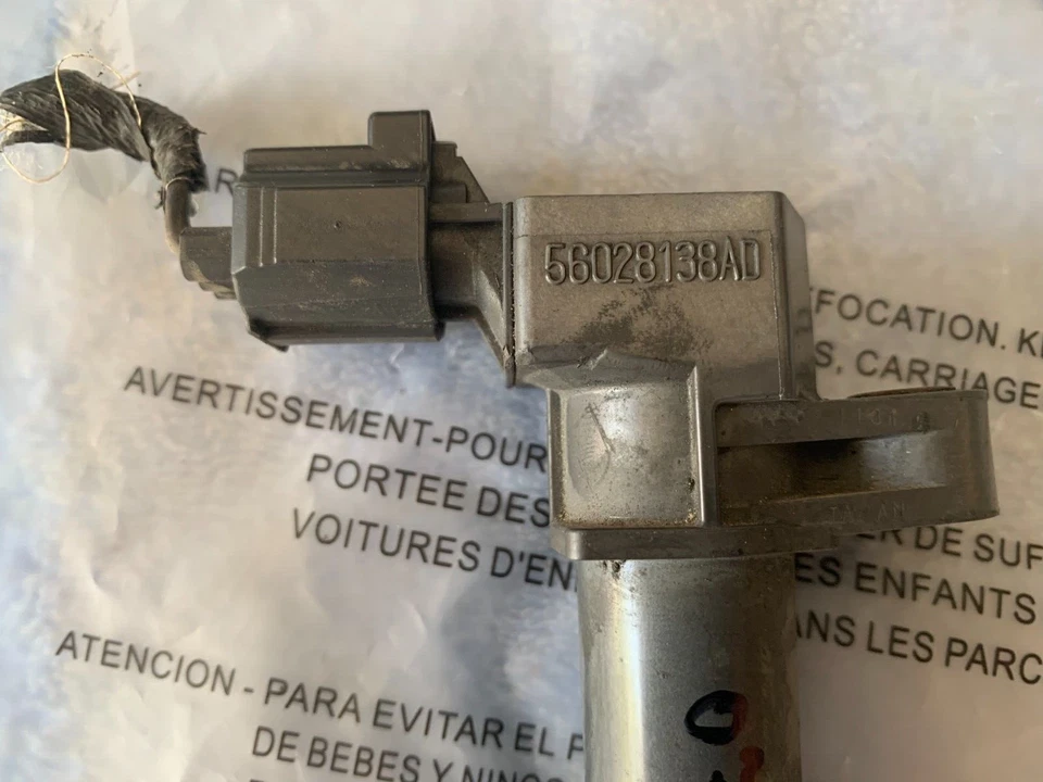 56028138AD 99 00 01 02 03 BOBINA DE ENCENDIDO DODGE DAKOTA DURANGO GRAND CHEROKEE Foto 2 de 4