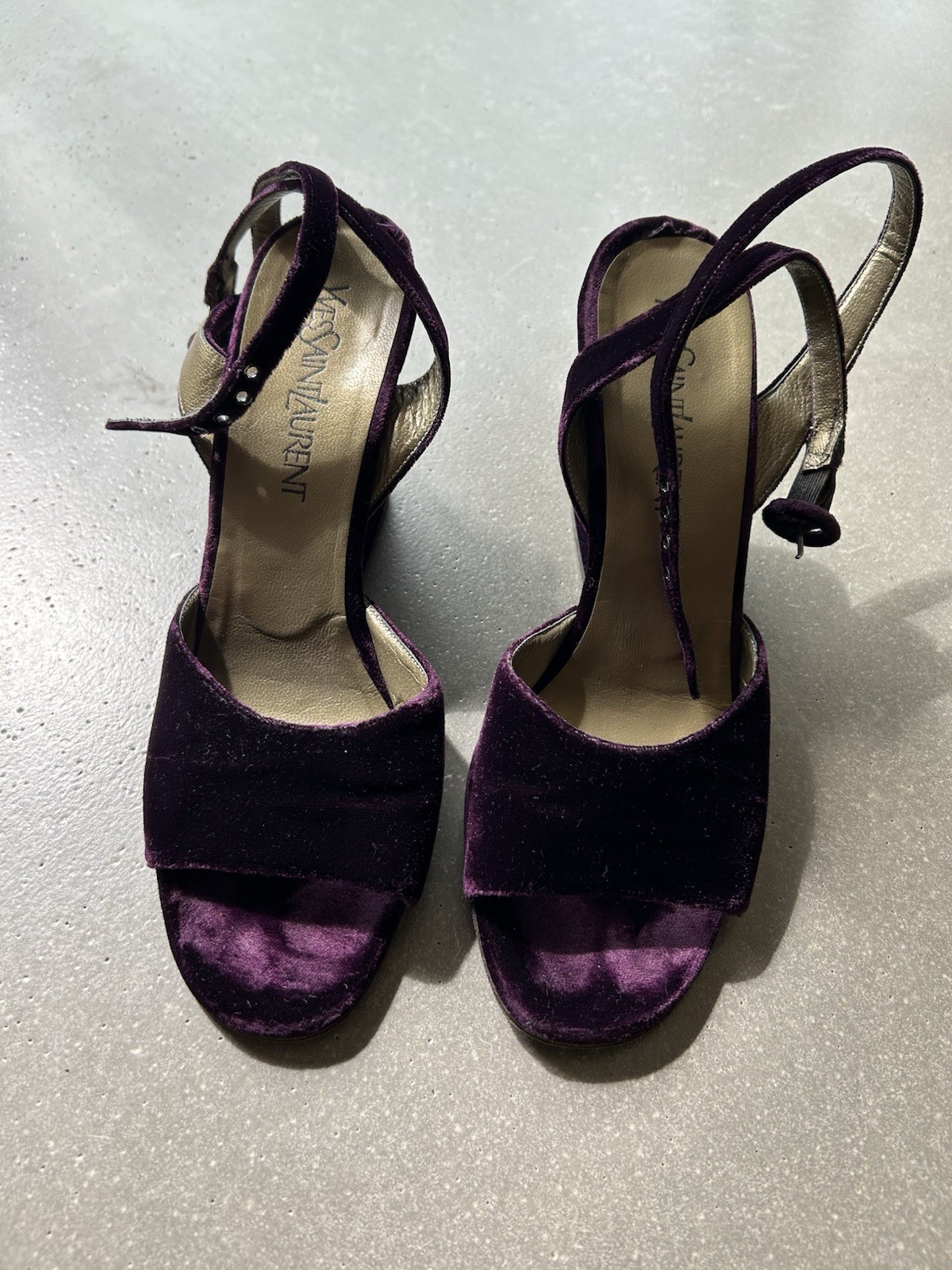 Sandali vintage anni 80 Yves Saint Laurent taglia 4