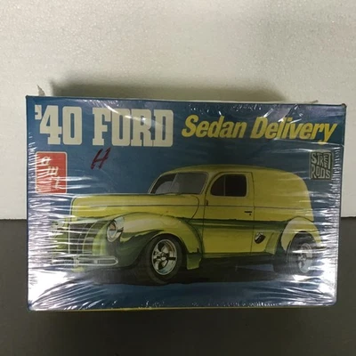 ´40 Ford Sedan Delivery Bausatz von AMTin 1:25 original eingeschweißt - Bild 1 von 3