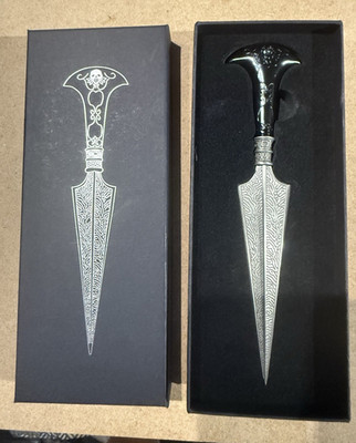 Harry Potter bellatrix Lestrange Dagger Lit Joy crate