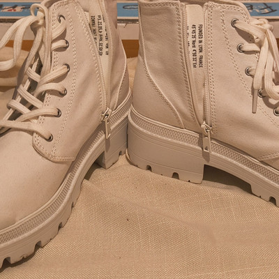 Palladium Pampa Hi Zip Women s Beige Canvas Lace-Up Zip Ankle Combat Boot 10