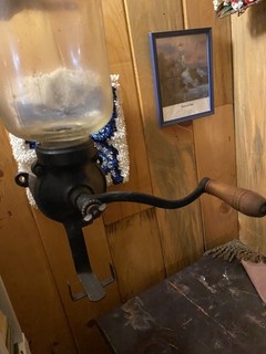 Vintage Arcade Crystal Glass Jar Hopper Wall Mount Coffee Grinder Mill Cast Iron