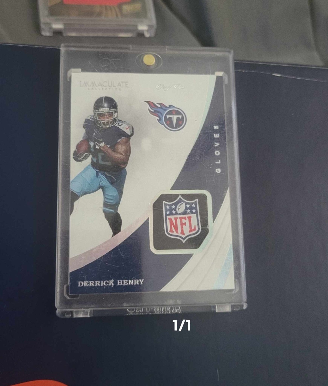 derrick henry immaculate 1/1 Glove Shield view 1