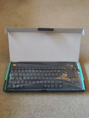 Logitech K400 Plus Wireless Keyboard - Excellent Condition