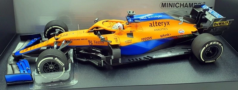 Minichamps 1/18 Scale 530 213303 - McLaren F1 MCL35M D.Ricciardo #3 Italian 2021 - Image 3 of 4