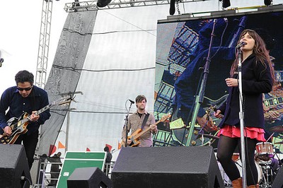 Guitarist M Ward Musician Actress Zooey Deschanel of She Him perfo- Old Photo 4