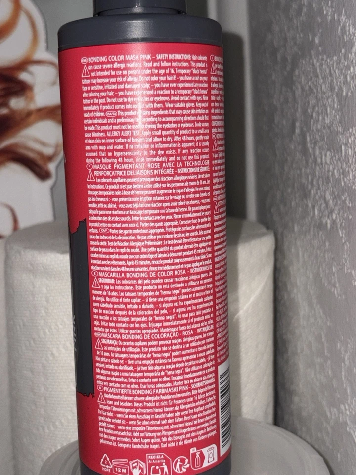 Schwarzkopf PROFESSIONAL ROSA COLOR MASCARILLA ROSA 300 ml | 10.1 fl oz EE. UU. Foto 2 de 2