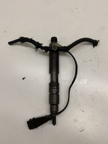 Volkswagen PASSAT B5 1999 Diesel Injektor Einspritzdüse 028130201J DRA22091